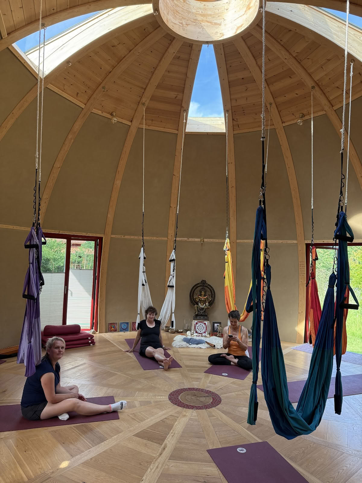 Yogini Dome - Klangort der Stille/ Retreat, Yoga & Meditation