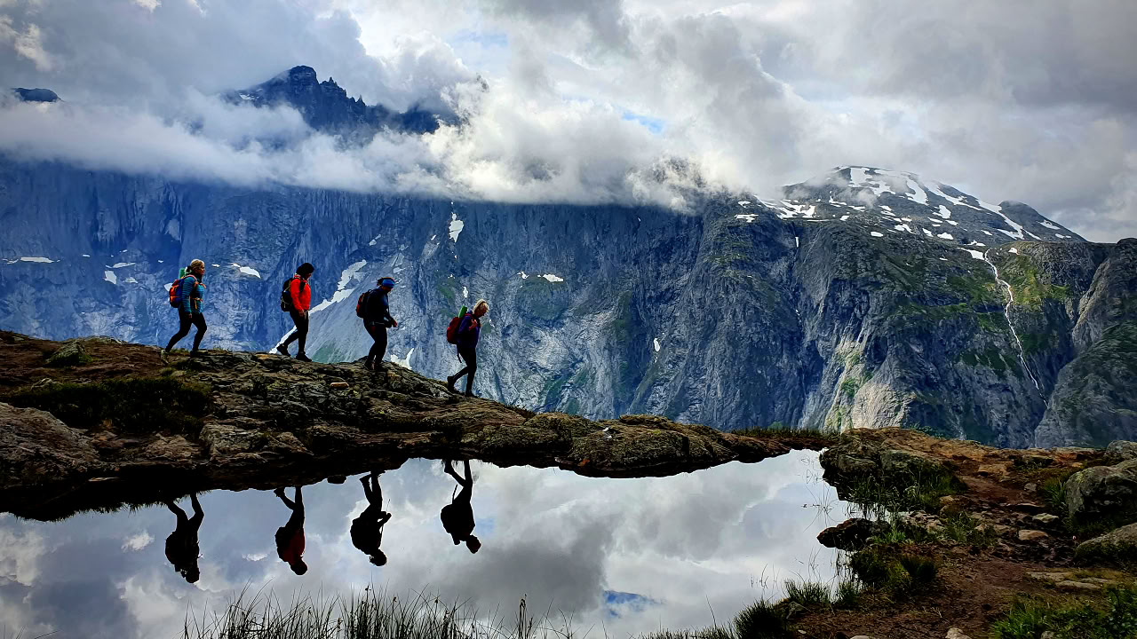 Yoga & Wandern mit Pille Mitt