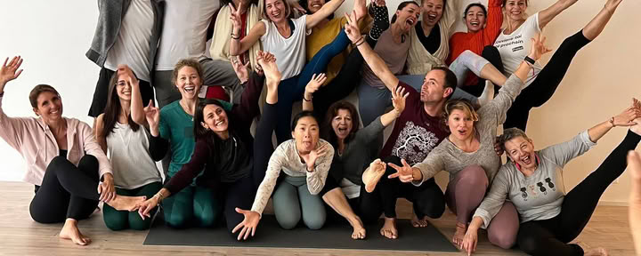 Yogalife Lehrer:innenausbildung