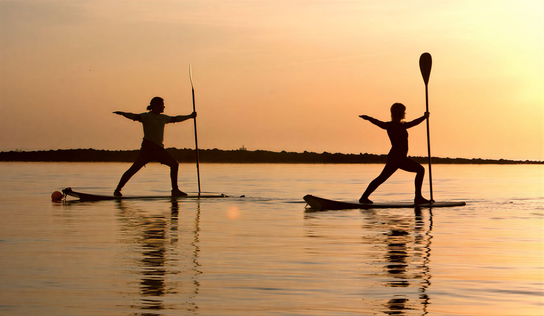 Yoga mit Emma im Holzschuppen
