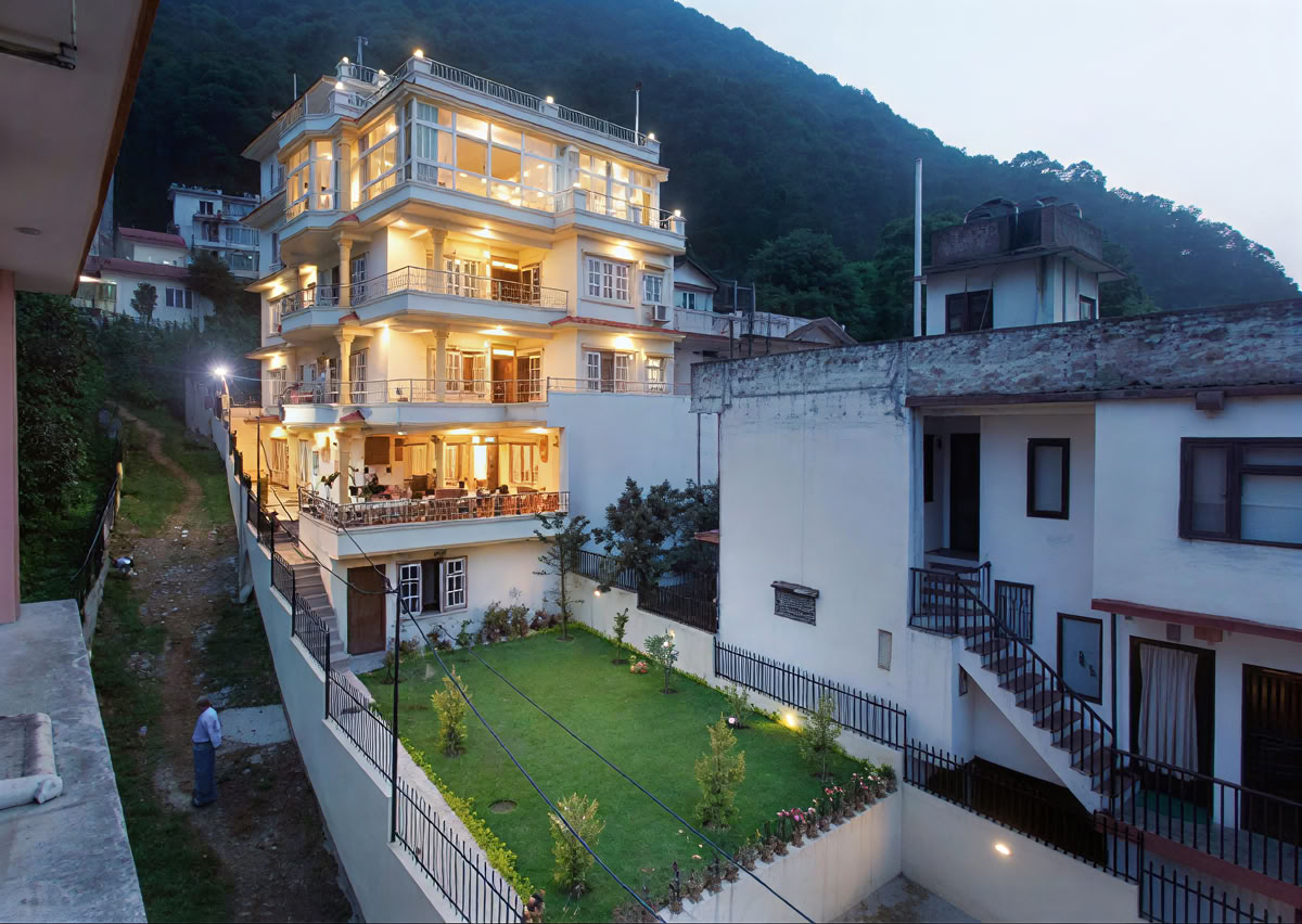 Nepalesisches Yoga-Lehrer-Ausbildungs- und Retreat-Zentrum