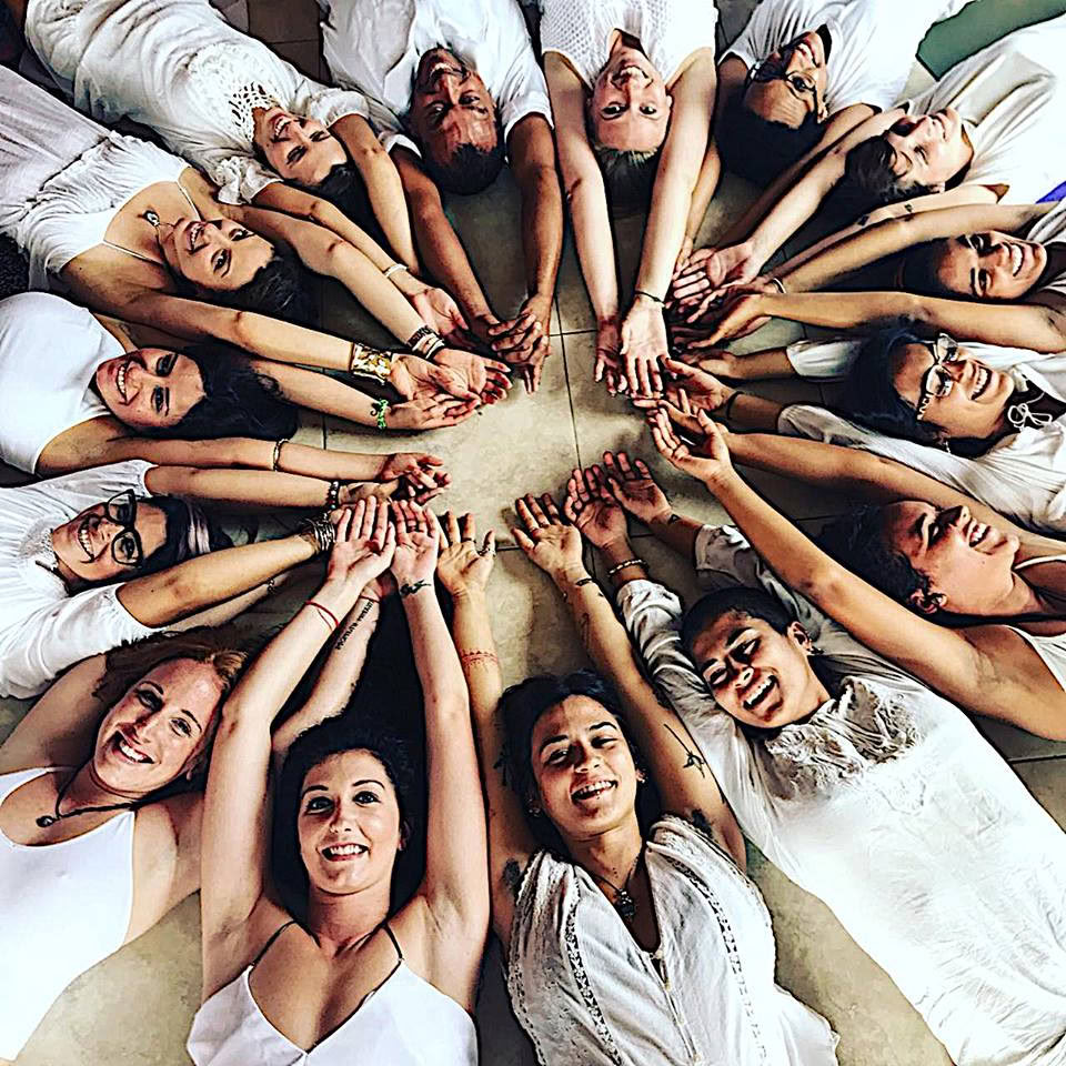 YiA YOGA Internationale Schule für persönliche Transformation & Yoga