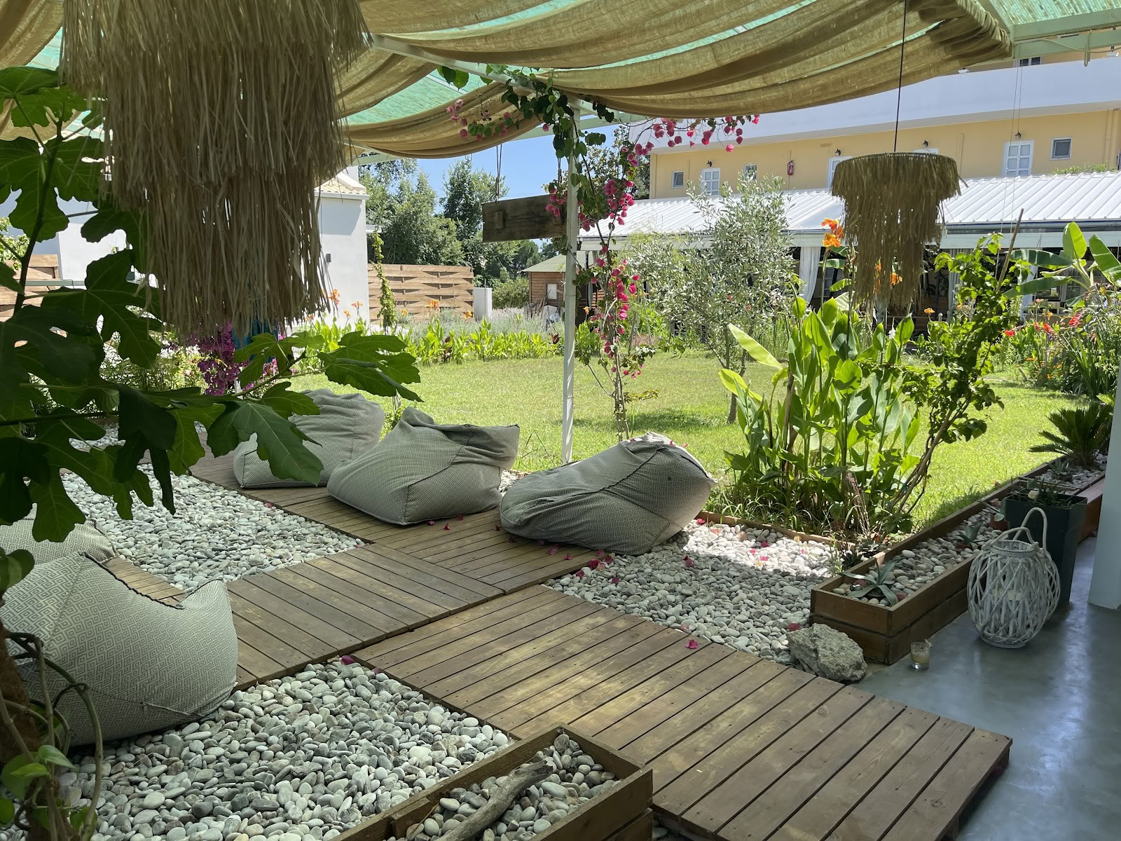INEA YOGA Schule und Retreat-Zentrum