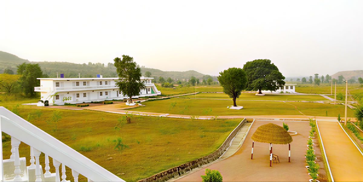 Arhanta – Yogalehrer-Ausbildung im Ashram in Indien