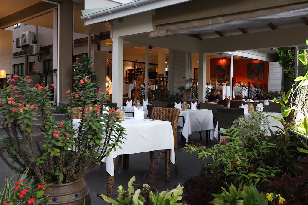 Le Repaire – Boutique-Hotel & Restaurant