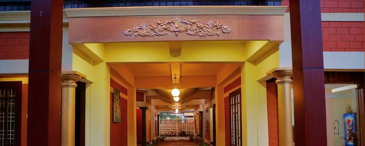 Dahlia Beach Resort