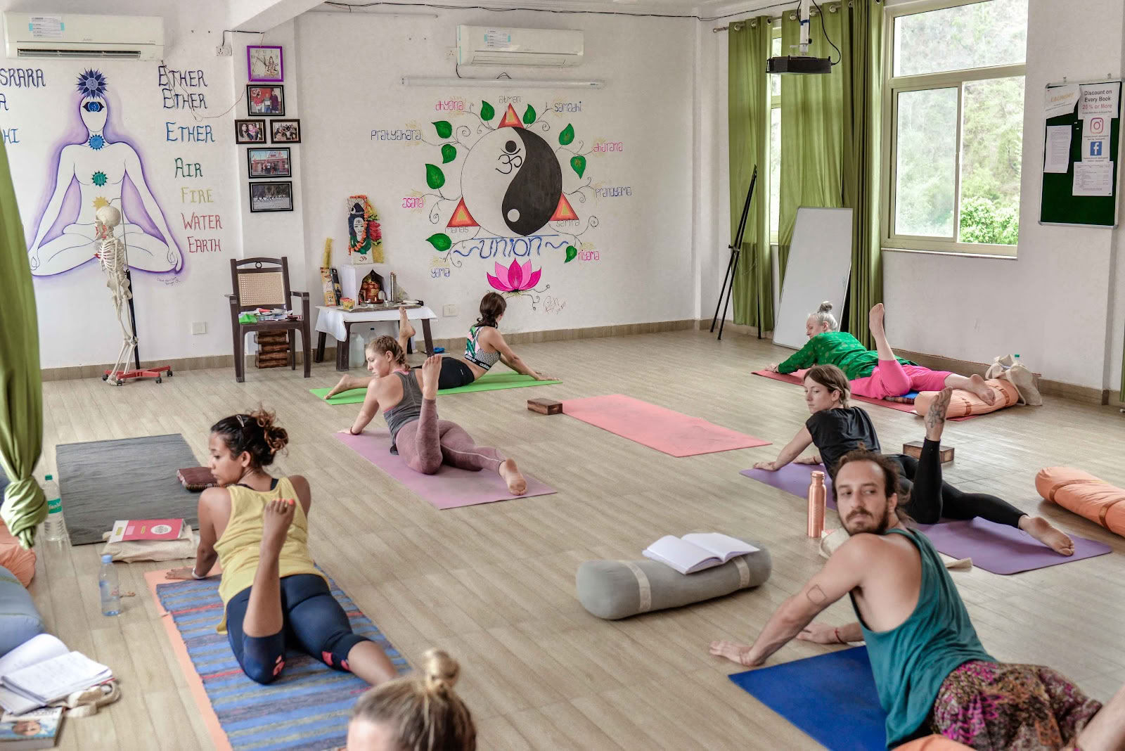 Adi Yogpeeth: 200, 300, 500 Yoga-TTC in Rishikesh
