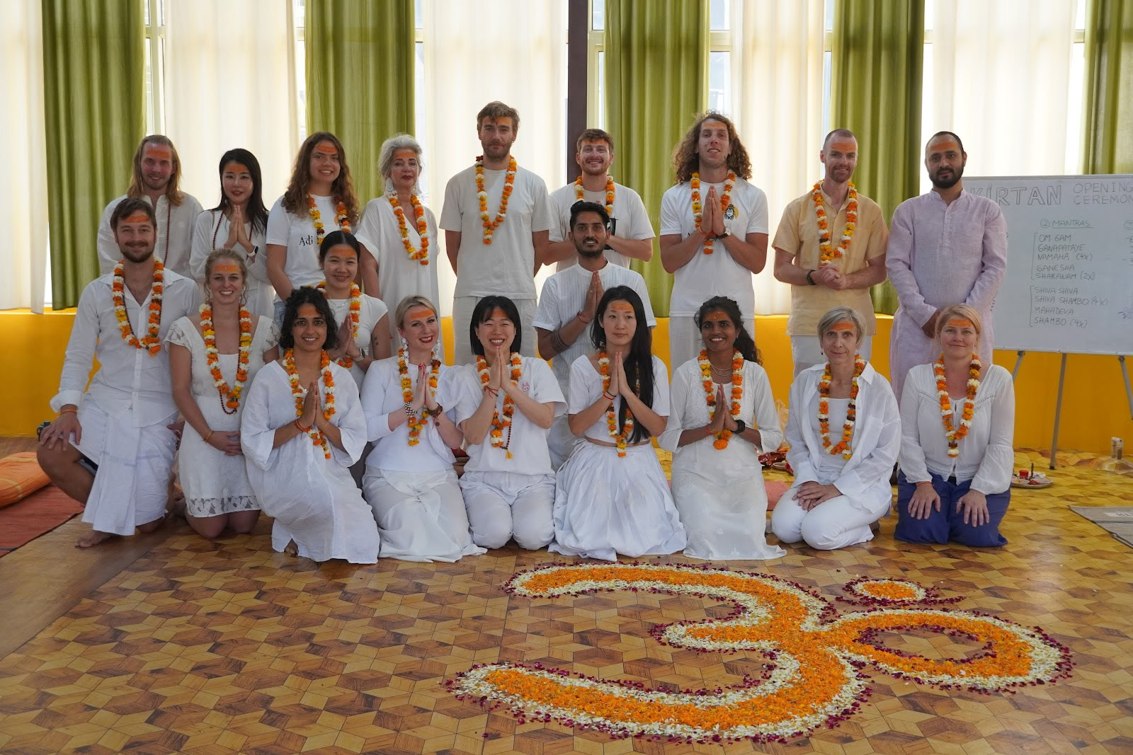 Adi Yogpeeth: 200, 300, 500 Yoga-TTC in Rishikesh