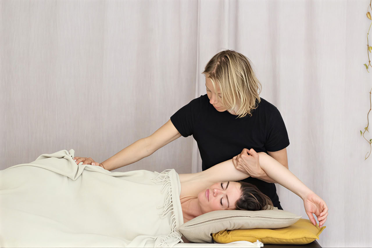 Becca Spooner Massage und Yoga Bristol