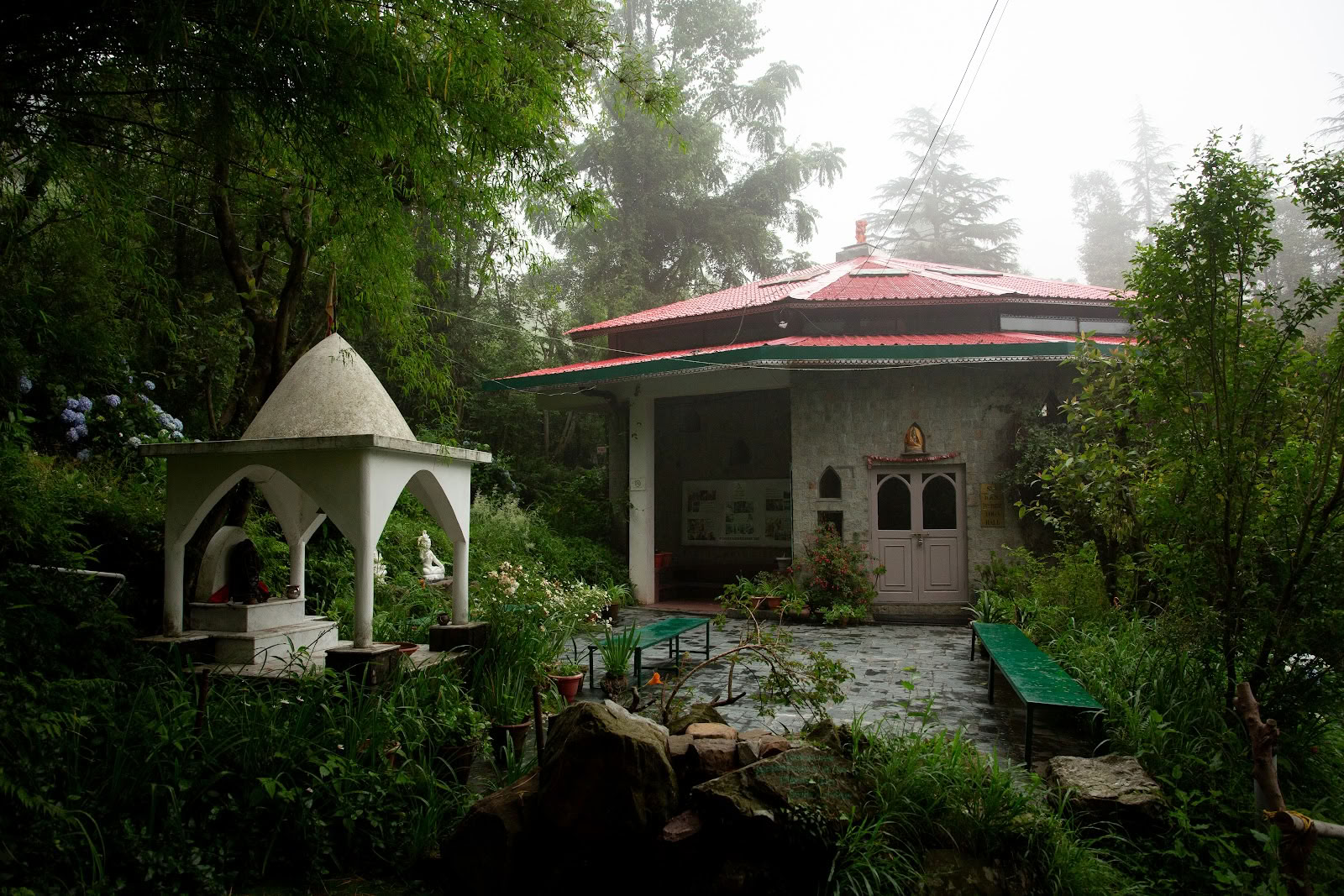 Himalaya-Iyengar-Yoga-Zentrum (HIYC)