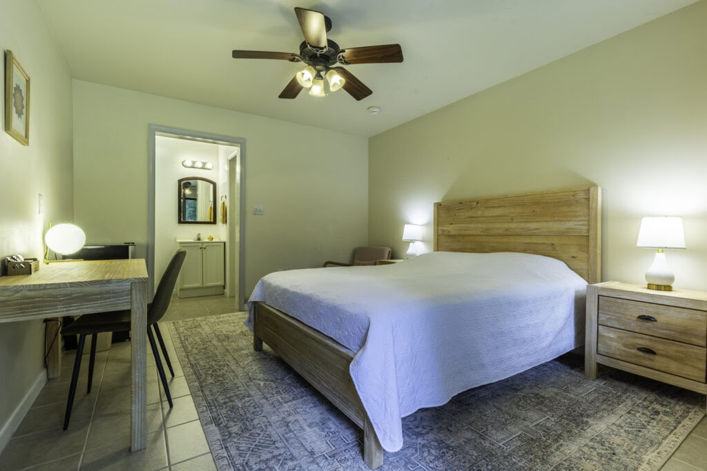 LGH: Queensize-Bett