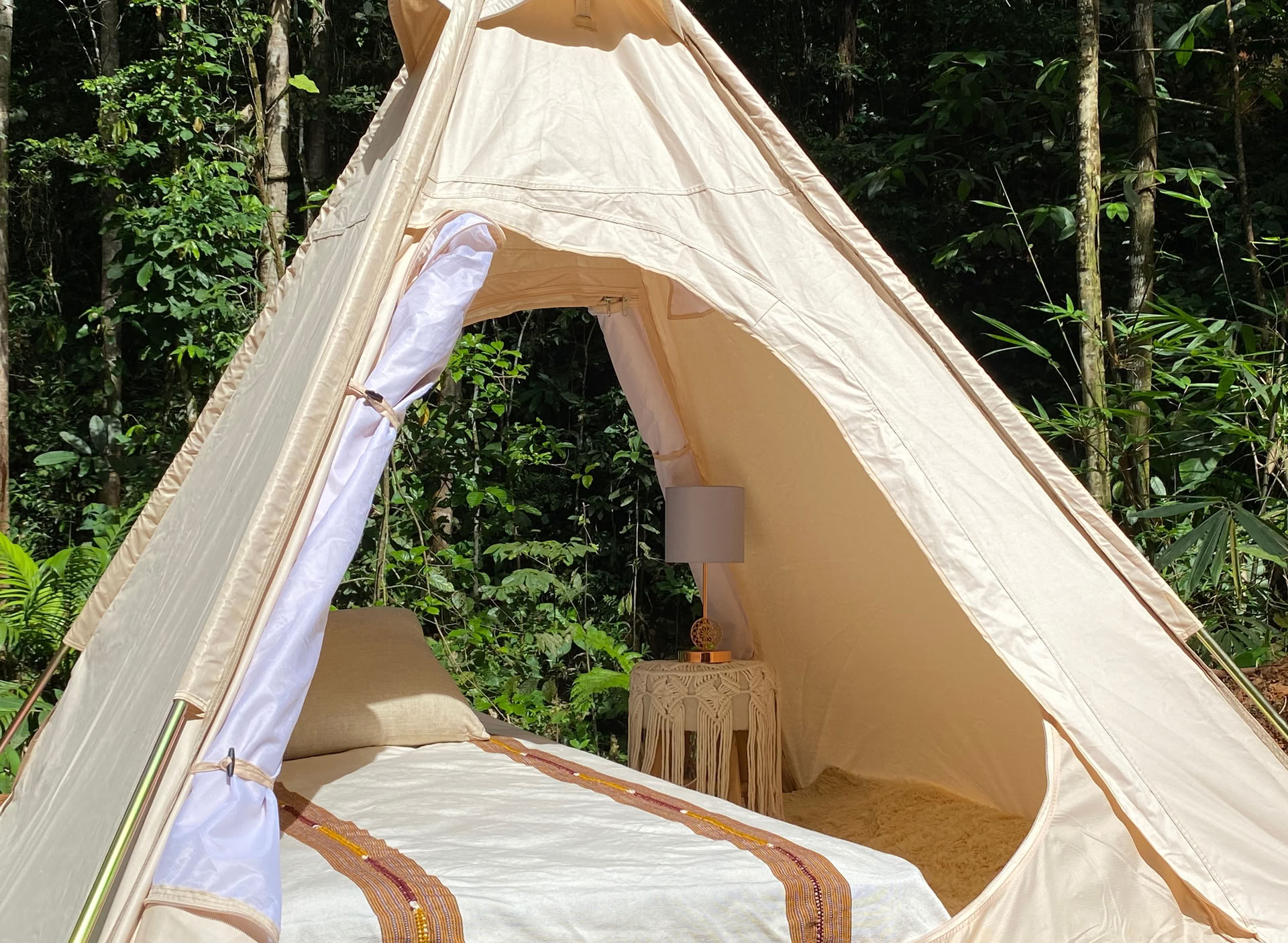 Einzel-Glamping-Zelt oder Einzelzimmer