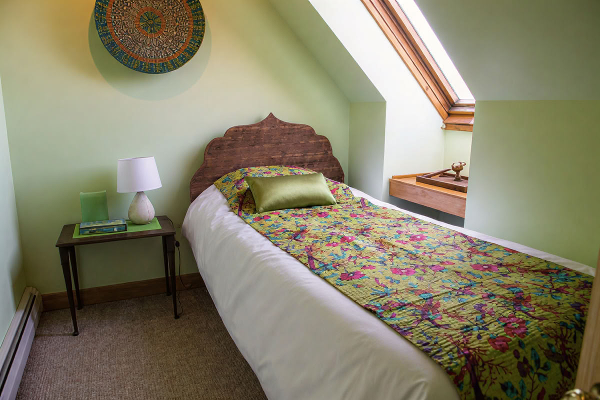 Single Room für Opening und Closing Retreat (6 Nächte 8 Tage)