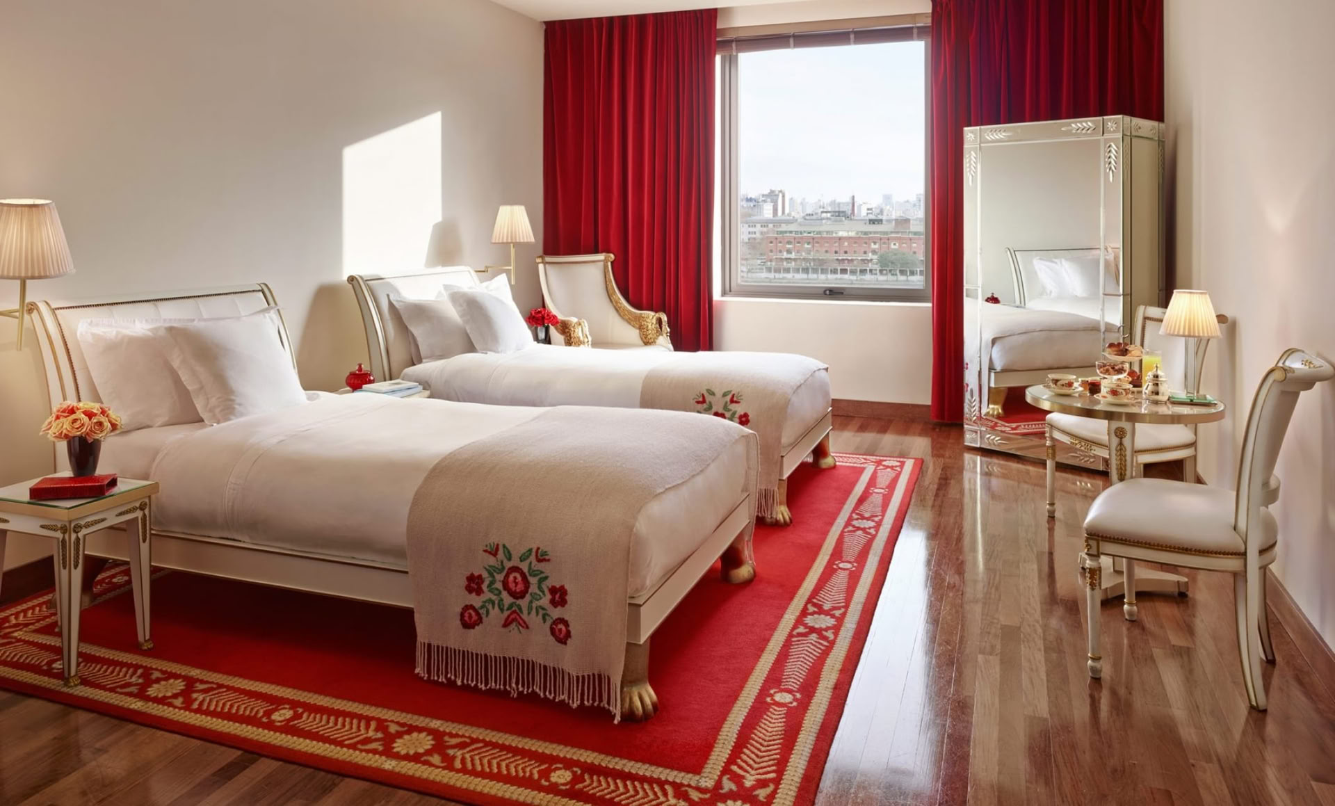 Skyline-View-Zweibettzimmer