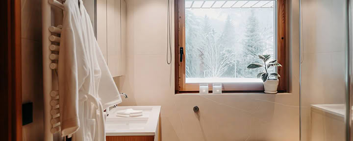 Main Chalet Room 33